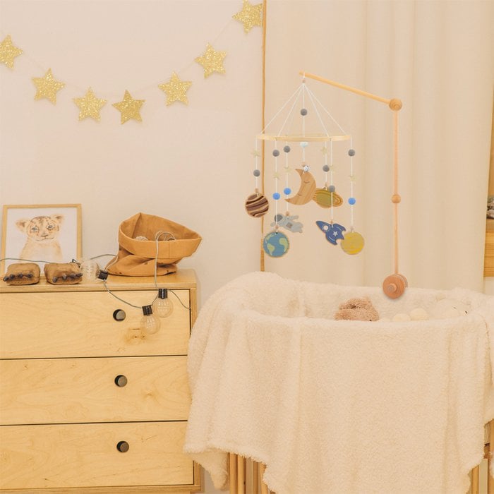 Houten & Vilten Babymobiel met Astronaut, Raket & Planeten