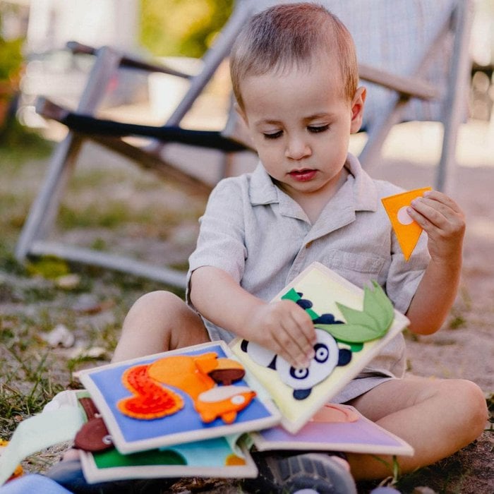 Mini Quiet Book Tierenvriendjes – Handgemaakt Stoffen Activiteitenboek voor peuters