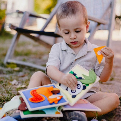 Mini Quiet Book Tierenvriendjes – Handgemaakt Stoffen Activiteitenboek voor peuters